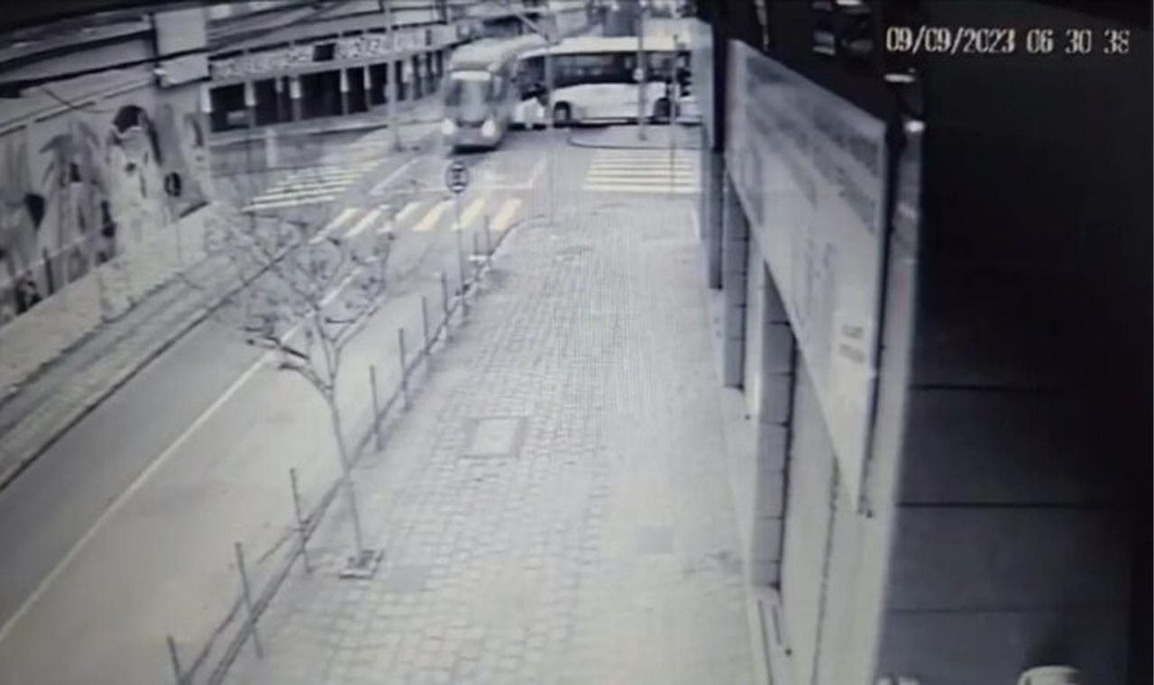 Sonora: PCPR investiga causas do acidente que deixou 40 pessoas feridas após batida de ônibus em Curitiba