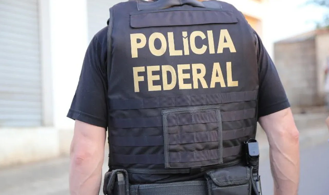 Lesa Pátria: Polícia Federal cumpre mandado de busca e apreensão no Paraná