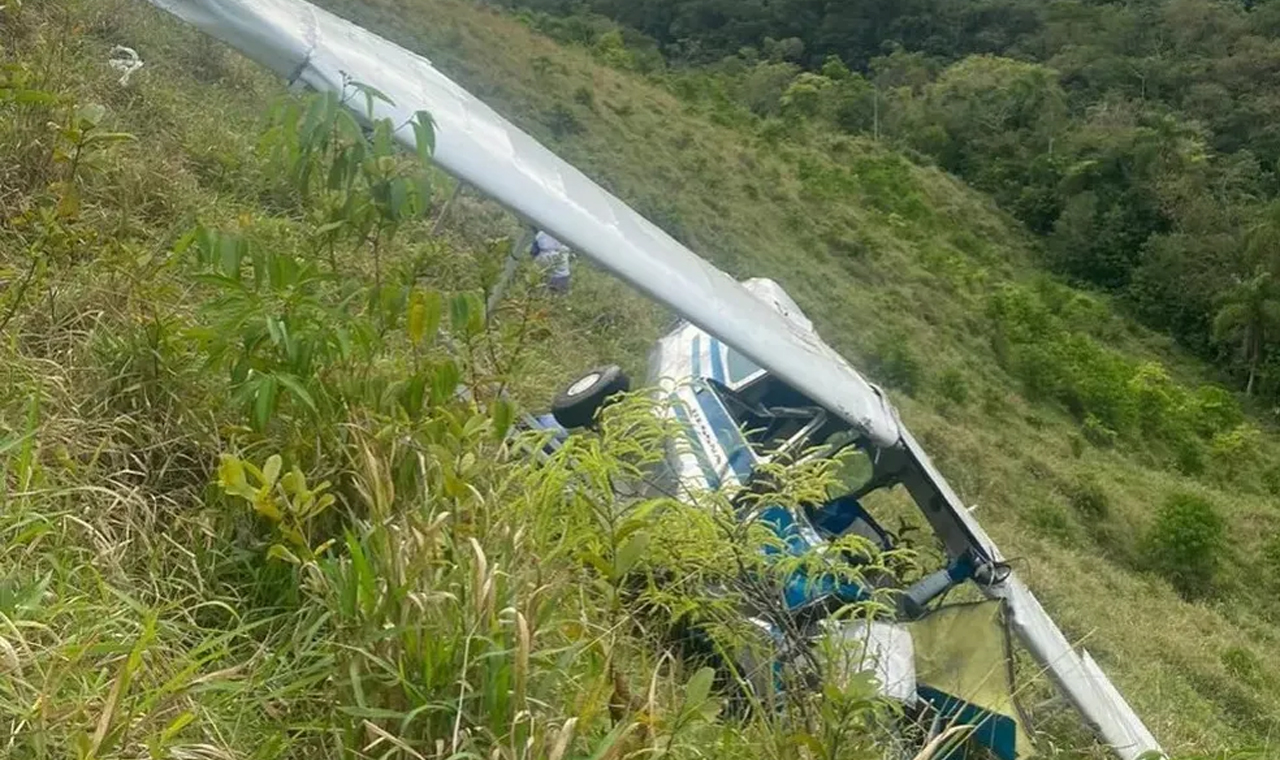 Avião que caiu no Paraná não poderia voar, afirma ANAC