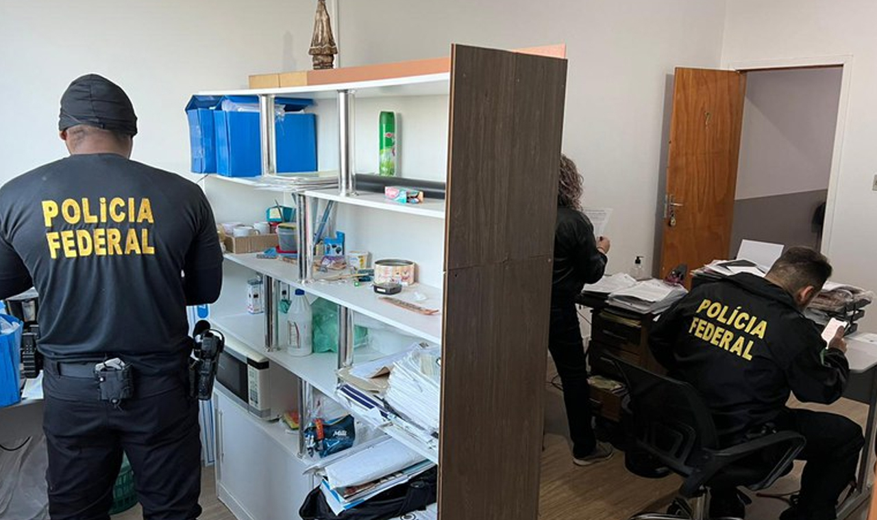 Polícia Federal e Ministério da Previdência Social deflagram ação contra fraudes em benefícios de salário-maternidade no Paraná