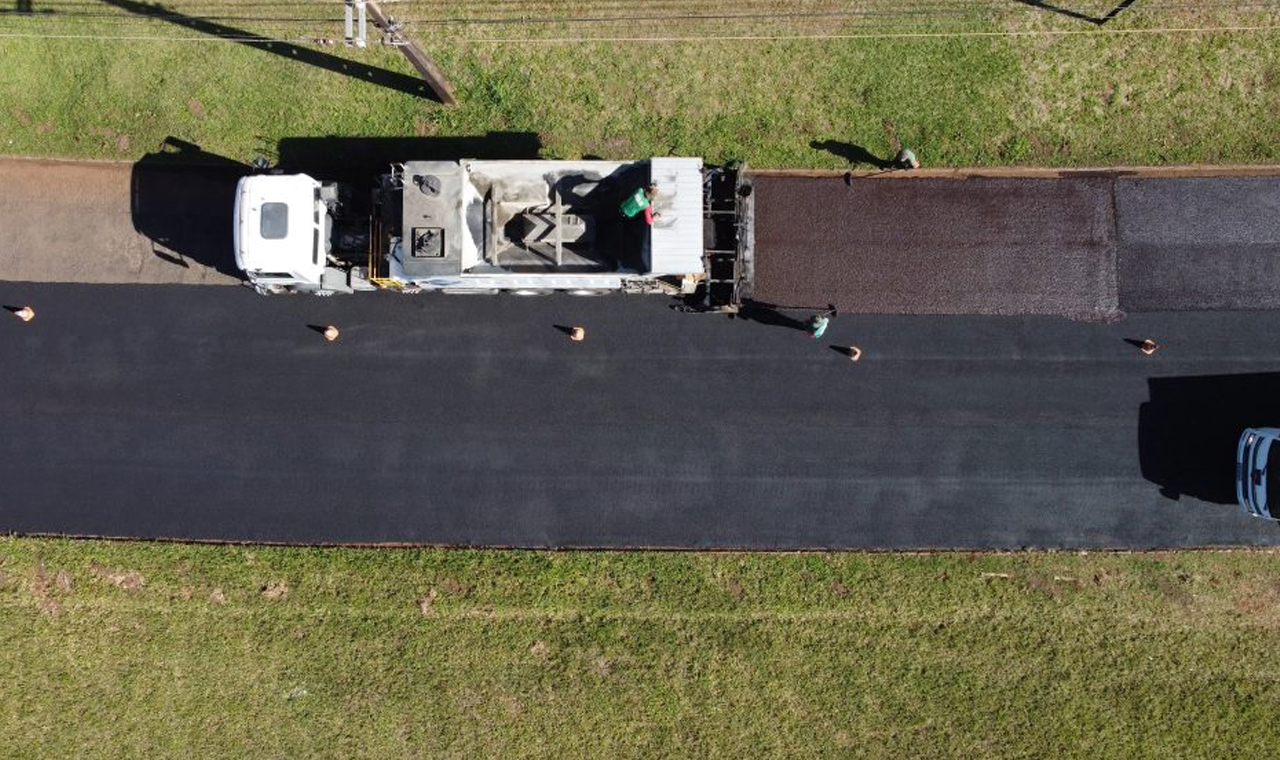 Em Cambé, mais de 45 mil m² de asfalto serão revitalizados