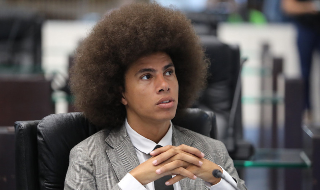 Deputado estadual do PT protocola projeto que libera passagem gratuita para detento que sair da prisão