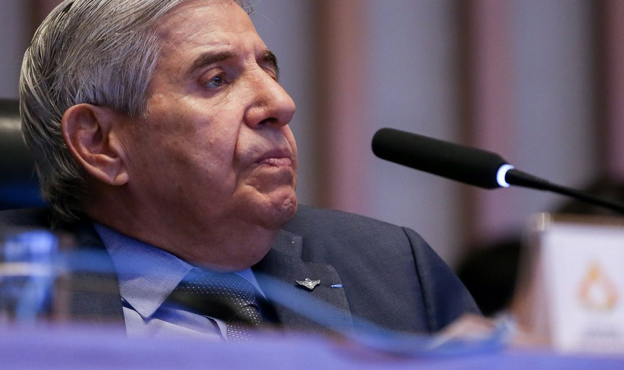 Durante depoimento, General Augusto Heleno nega participação em atos golpistas
