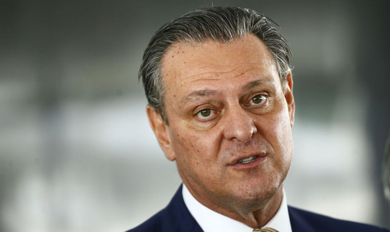 Ministro da Agricultura inaugura laboratório e participa de evento do agro em Londrina