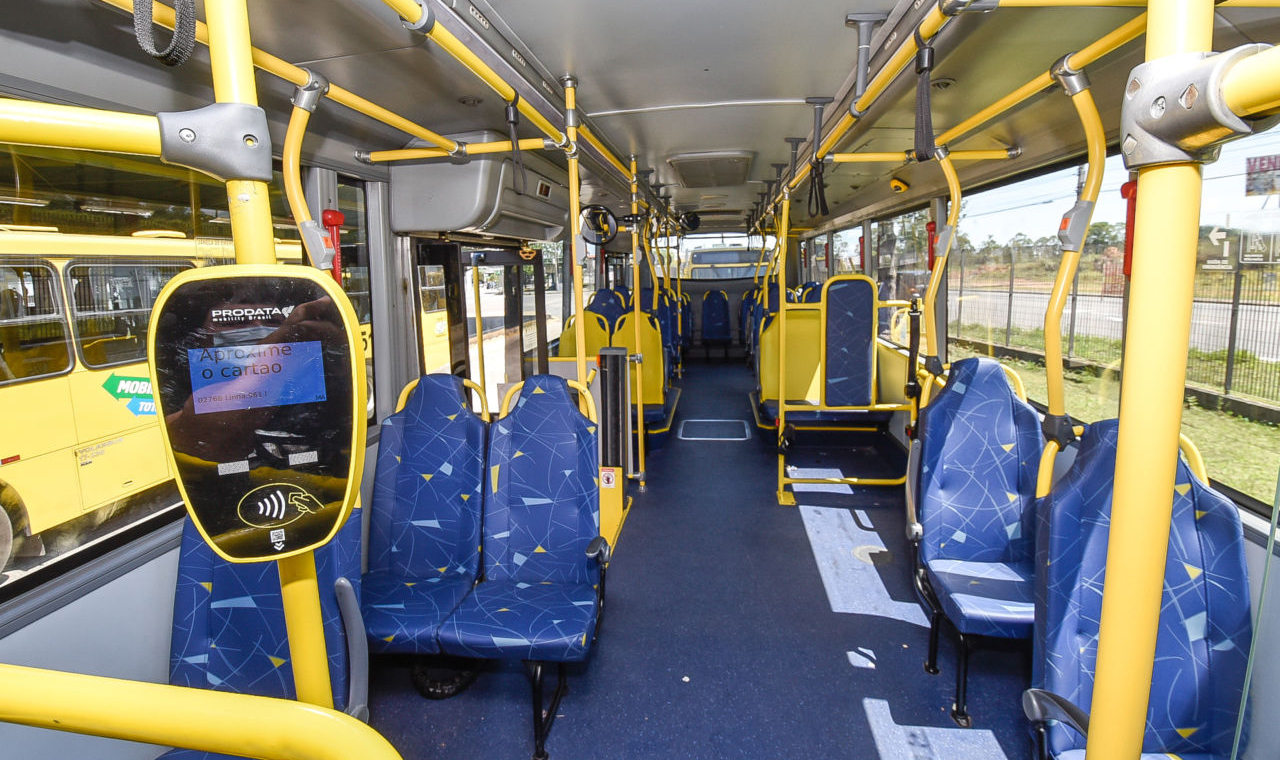 Usuários do transporte público vão precisar de dois cartões