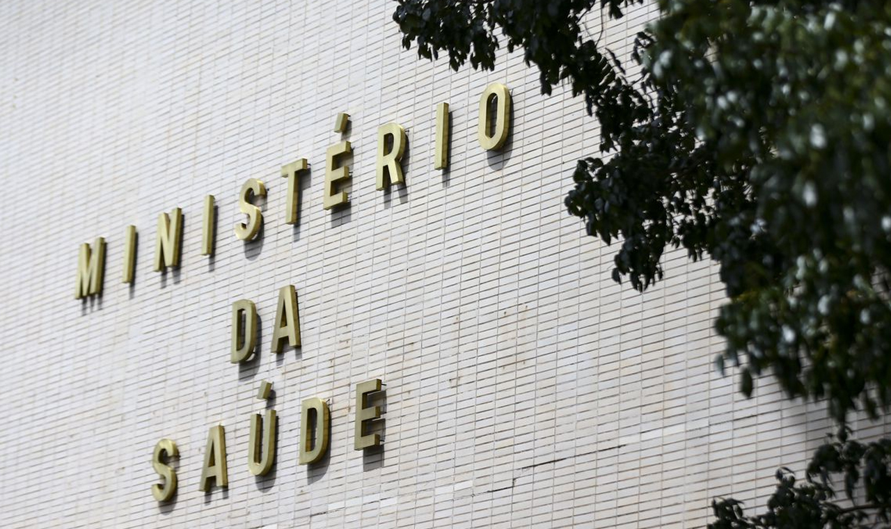 Saúde vai oferecer 300 vagas em concurso para temporário