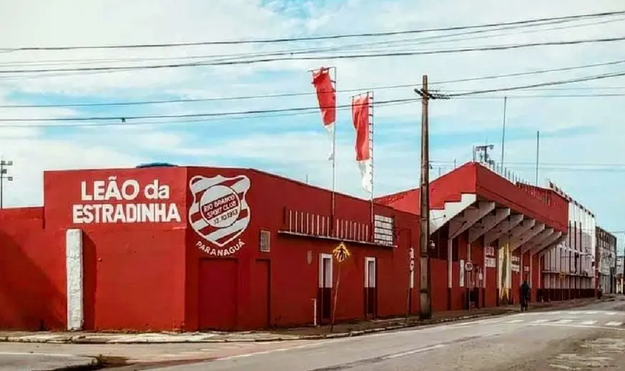 Tradicional estádio paranaense é arrematado por dono de supermercado