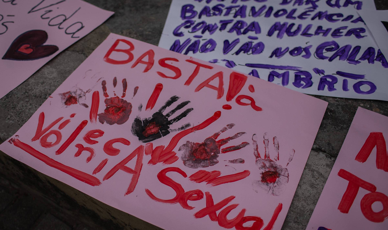 Denúncias de perseguição a mulheres aumentam em todo país