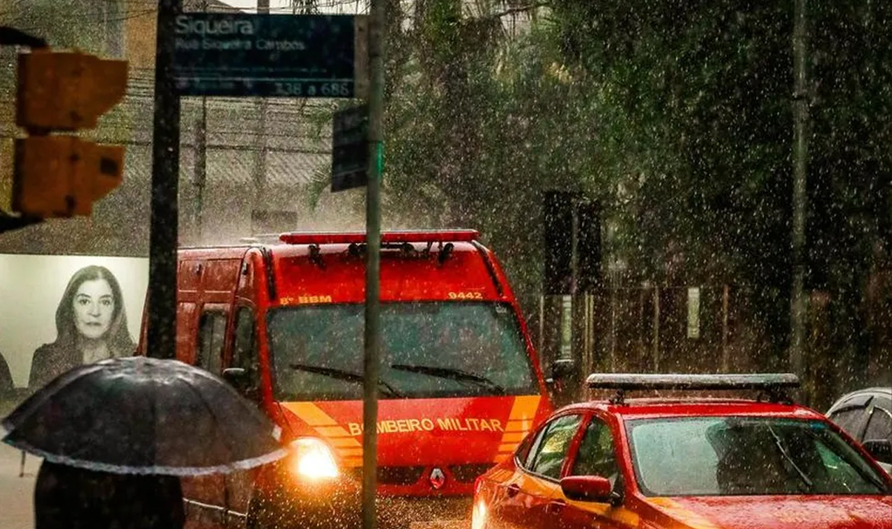 Após 49 mortes confirmadas, novo ciclone se forma na costa do RS