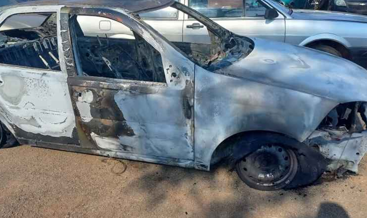 Homem é executado com mais de 20 tiros na frente da família