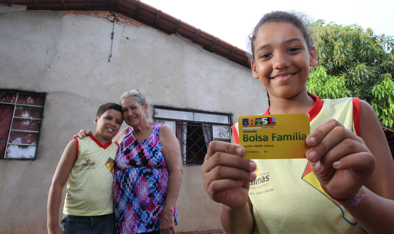 Caixa Econômica Federal paga novo Bolsa Família a beneficiários com NIS de final 9 nesta quinta-feira