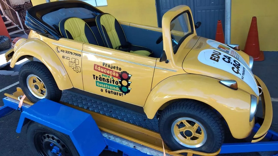 Crianças poderão andar no “Fusca Amarelo” na Festa da Padroeira de Londrina