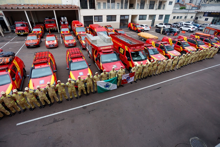 Paraná envia mais 50 bombeiros de Londrina, Cascavel e Curitiba para o Rio Grande do Sul