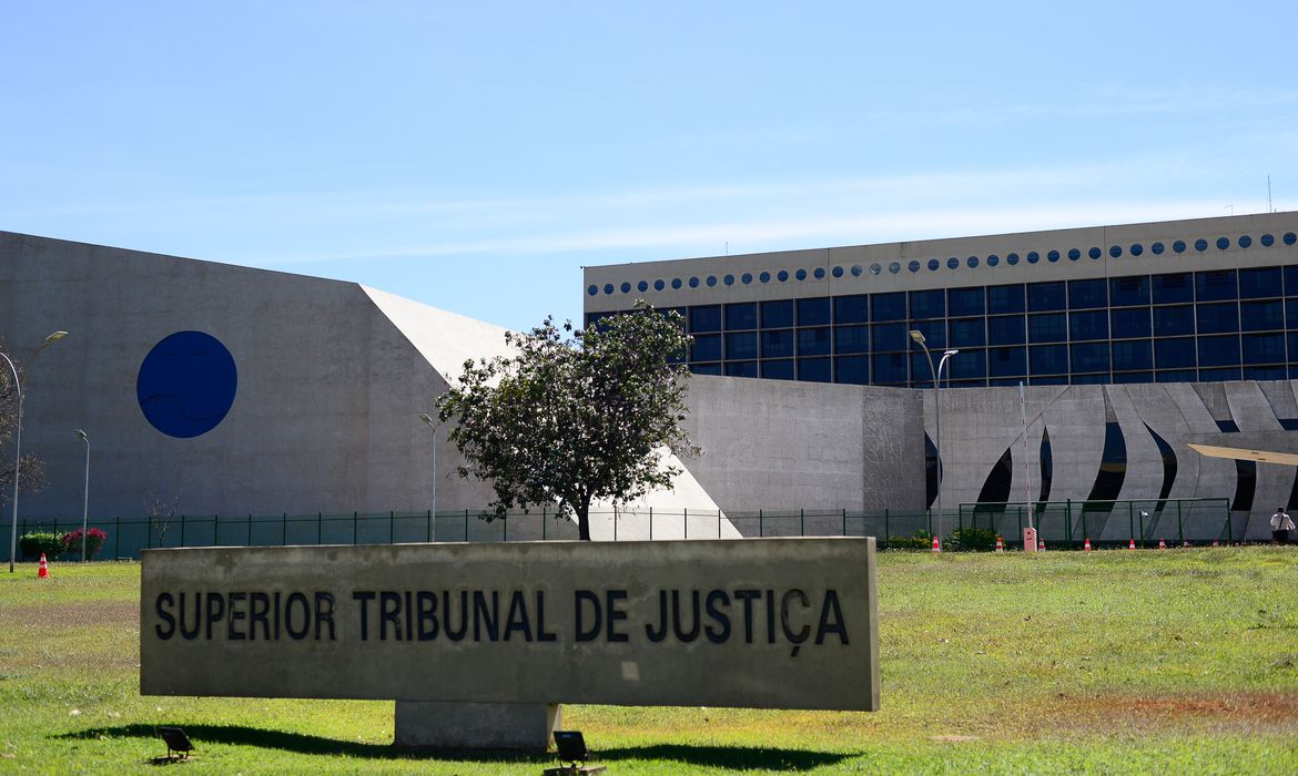Presidente Lula indica dois ministros para o Superior Tribunal de Justiça
