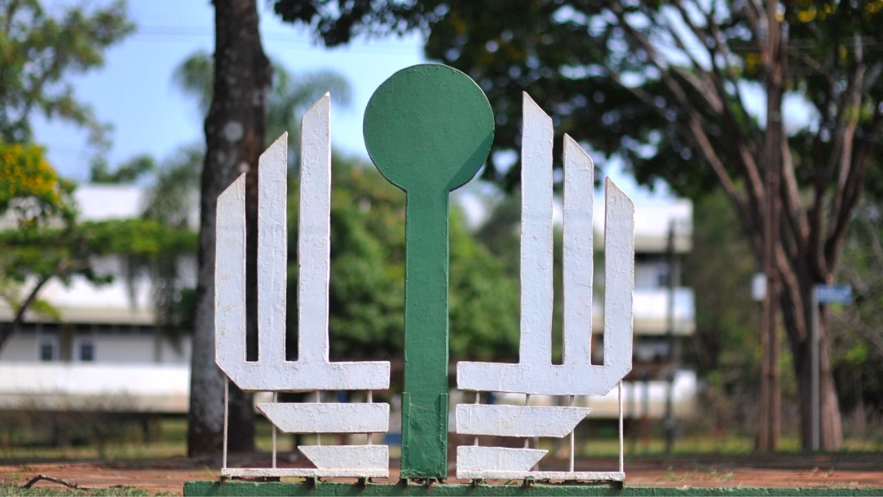 UEL mantém liderança entre universidades paranaenses em ranking Times High Education