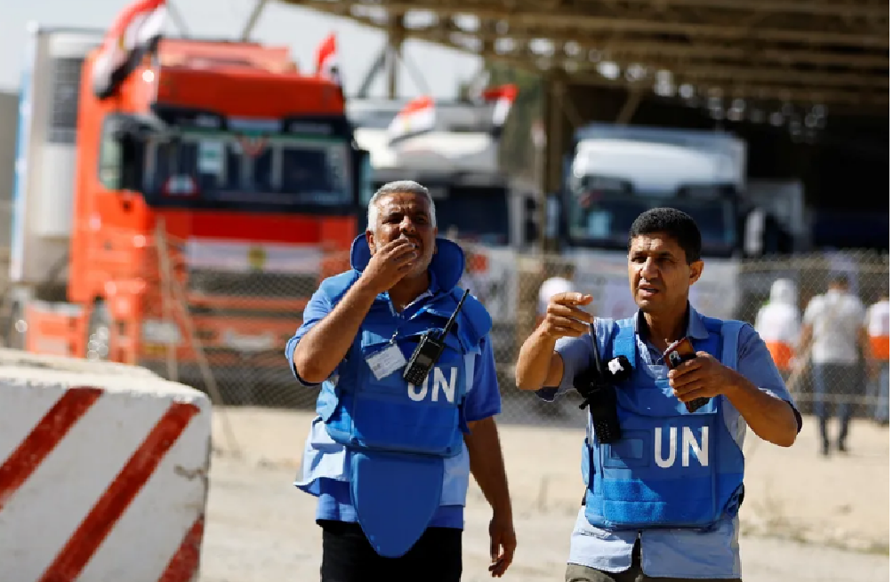 Ajuda humanitária chega a Faixa de Gaza pela passagem de Rafah