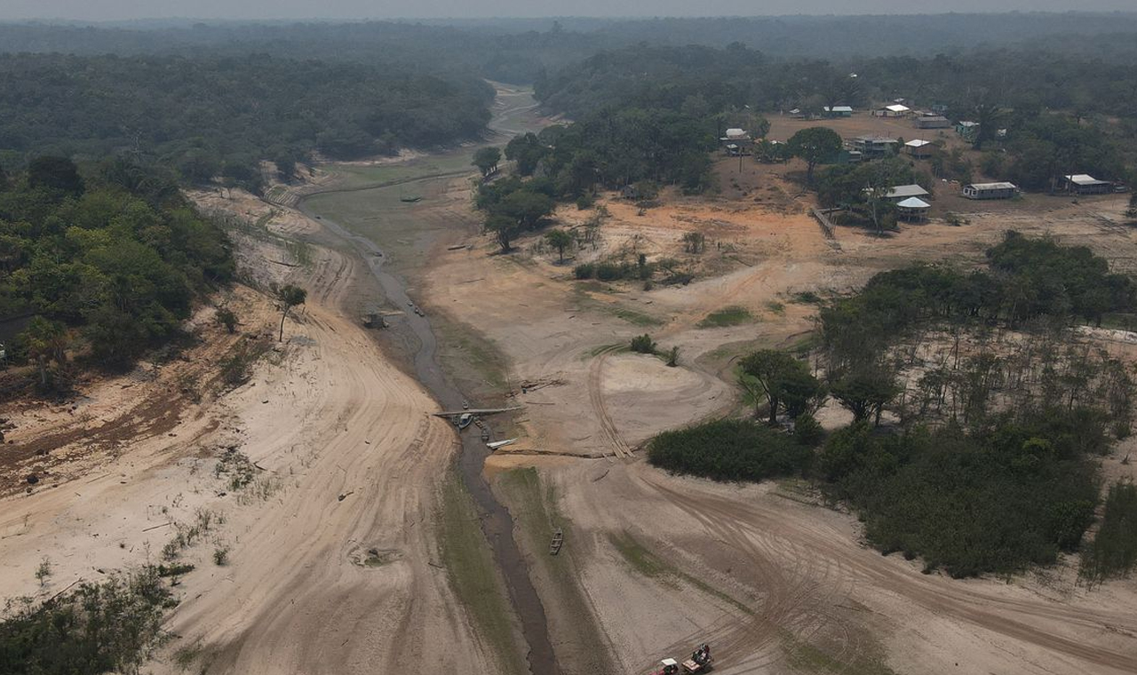 Seca no Amazonas afeta mais de 630 mil pessoas, afirma Defesa Civil