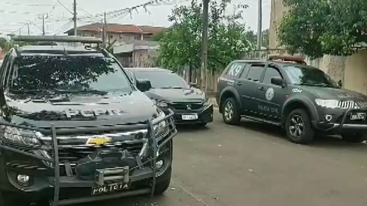 Suspeitos de traficar drogas por disque-entrega são presos em Cambé nesta segunda-feira