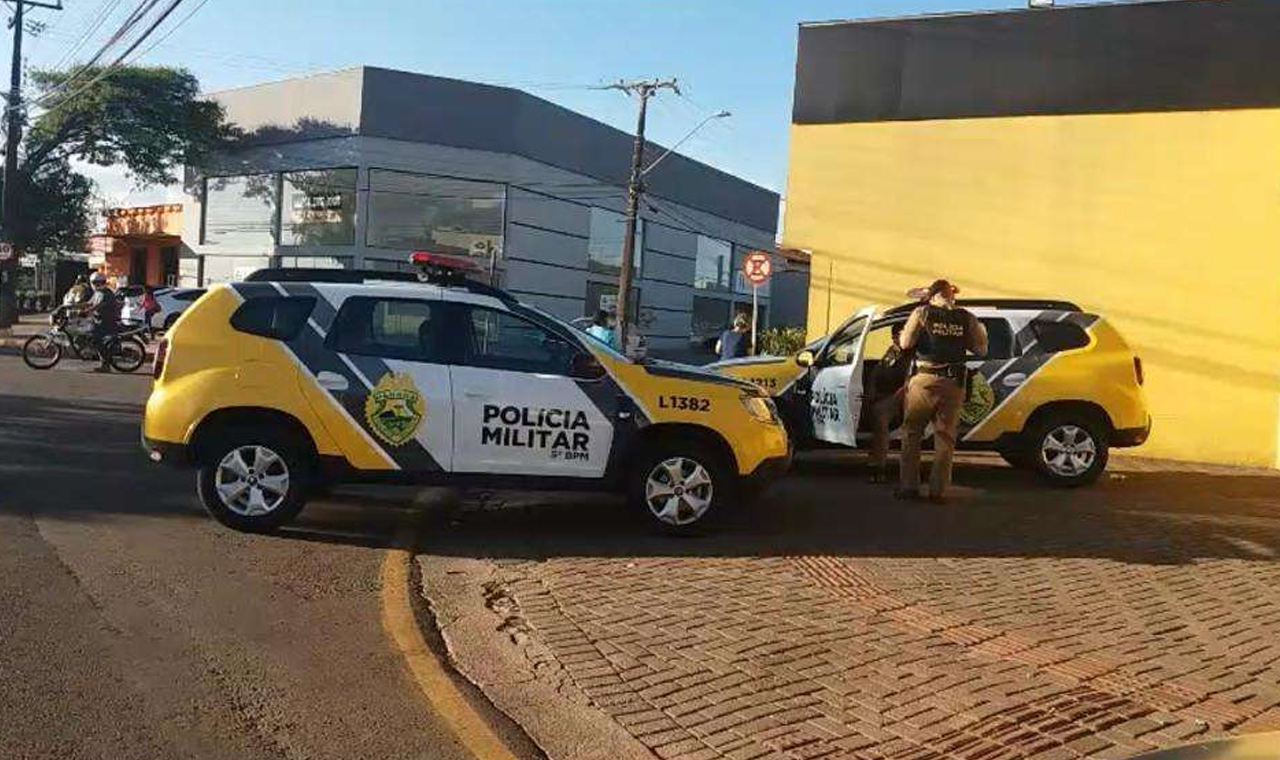 Suspeito de esfaquear funcionários de padaria é preso na zona leste