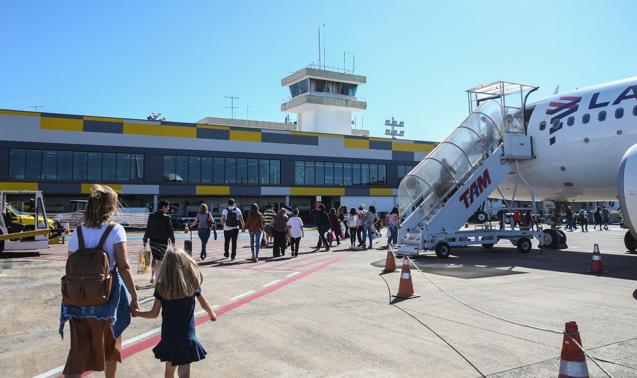 Turismo também fez aumentar empregos com carteiras assinadas no Paraná