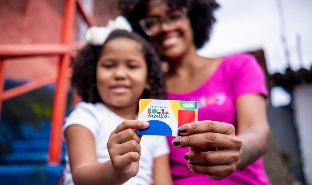 Caixa Econômica Federal paga novo Bolsa Família a beneficiários com NIS de final 7 nesta quinta-feira