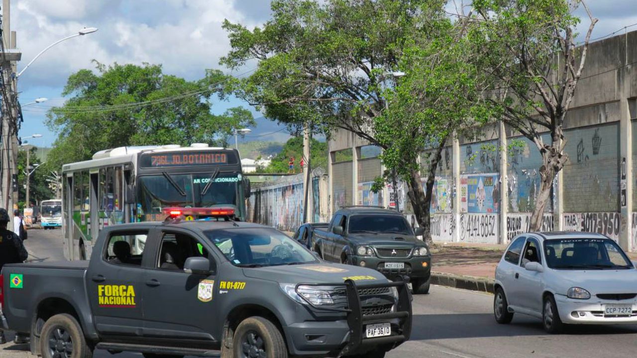 Paraná envia policiais para auxiliar o Rio de Janeiro por 30 dias