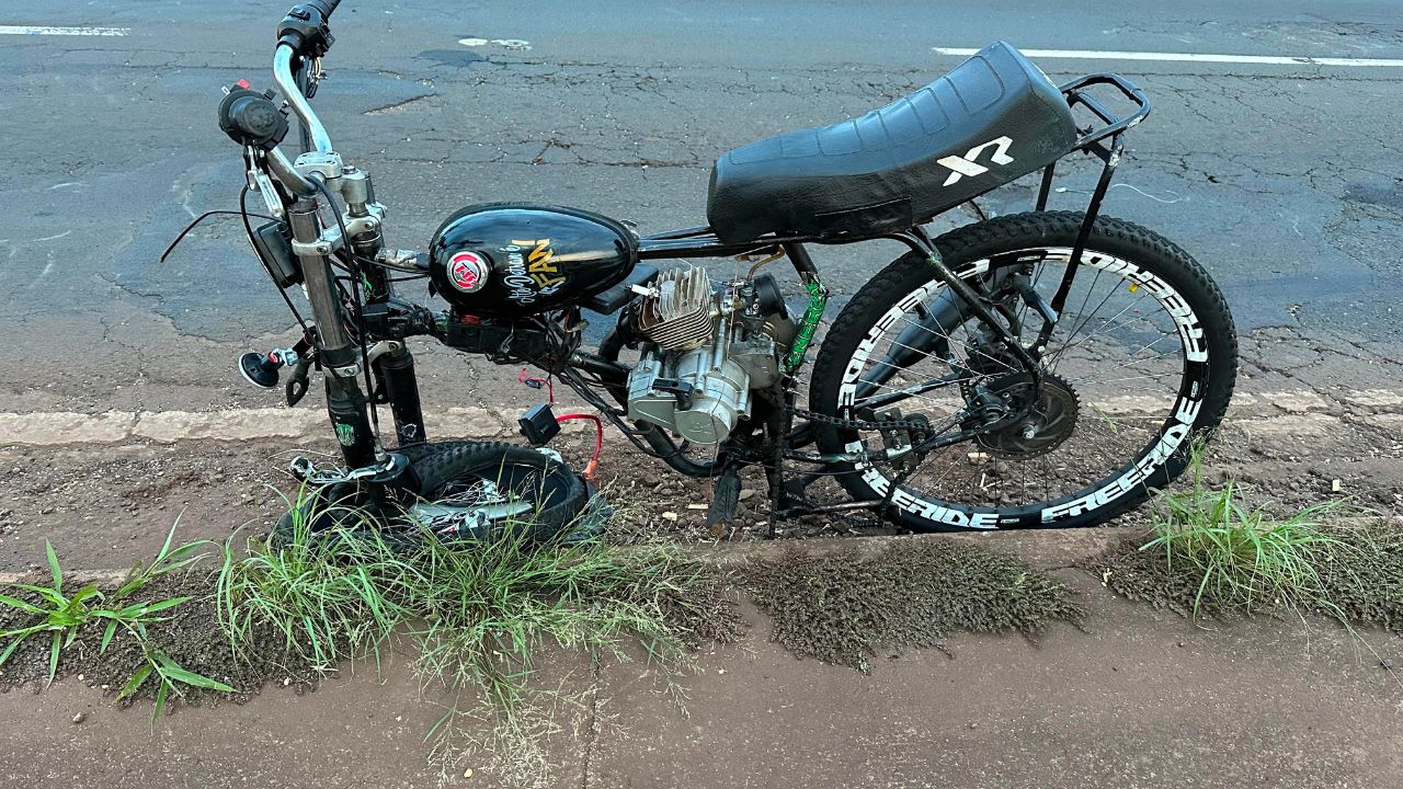 Homem com bicicleta motorizada fica ferido após acidente na PR-445 em Londrina