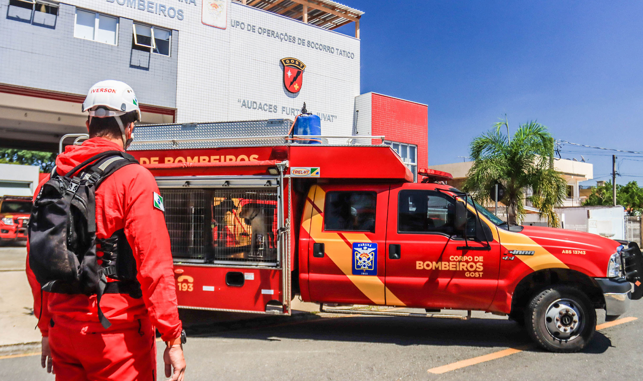 Bombeiros do Paraná vão auxiliar na busca por desaparecido em acidente com balsa no Rio Uruguai