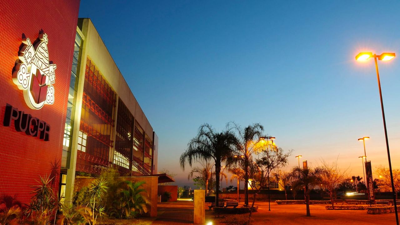 PUC-PR está com inscrições abertas para o Vestibular 2024