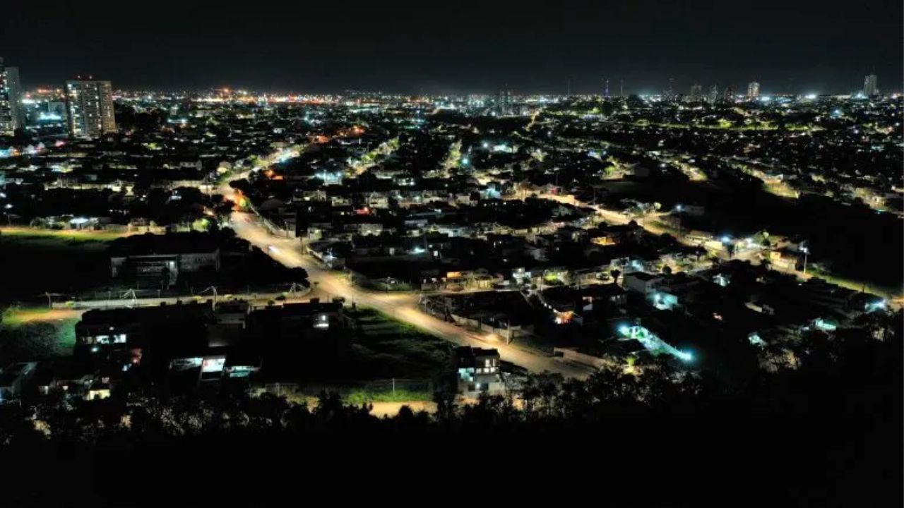 Londrina Iluminação inicia instalação em LED em bairros da zona sul