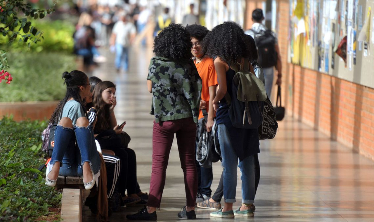 Senado aprova ampliação da Lei de Cotas e inclui quilombolas