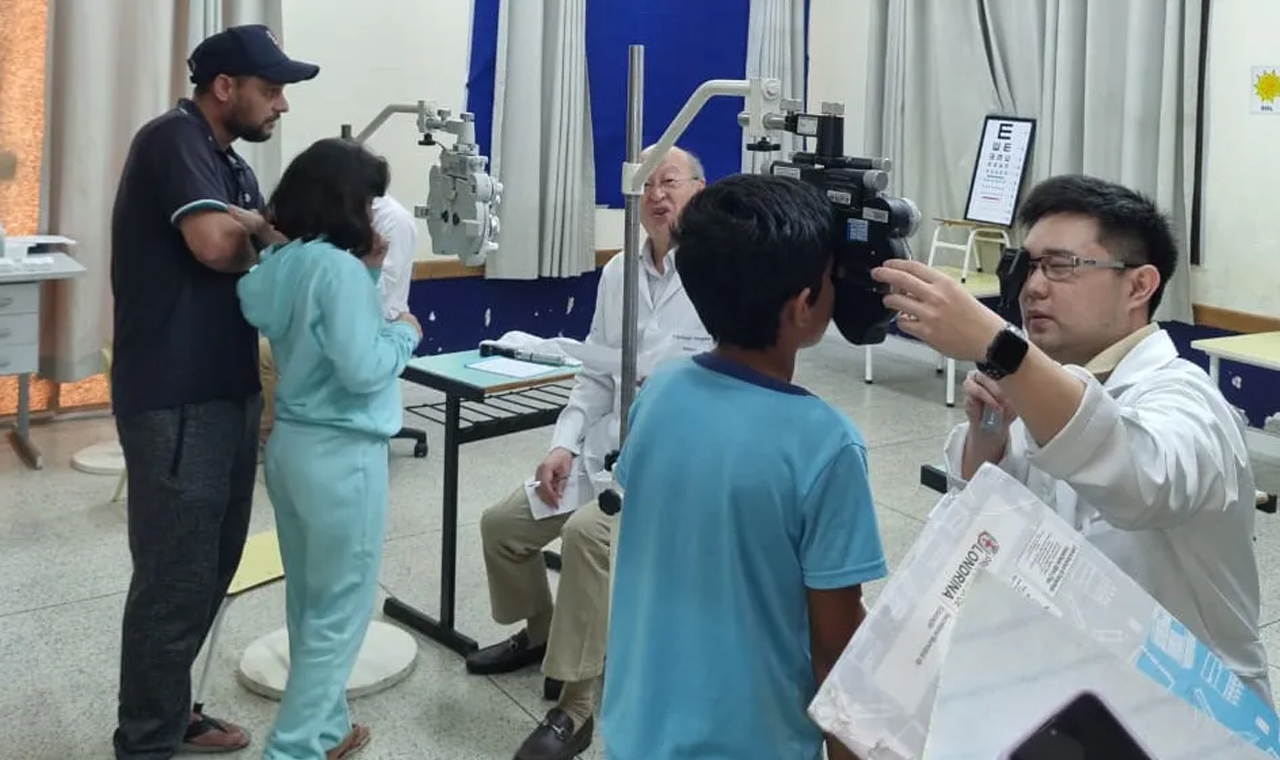 Neste sábado, projeto Pequenos Olhares oferta consultas oftalmológicas aos alunos da rede municipal em Londrina