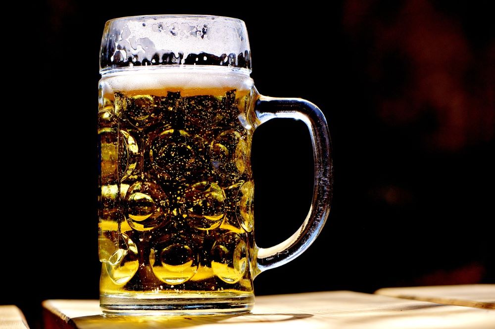 Vereadores aprovam venda de bebidas alcoólicas nas feiras de Londrina