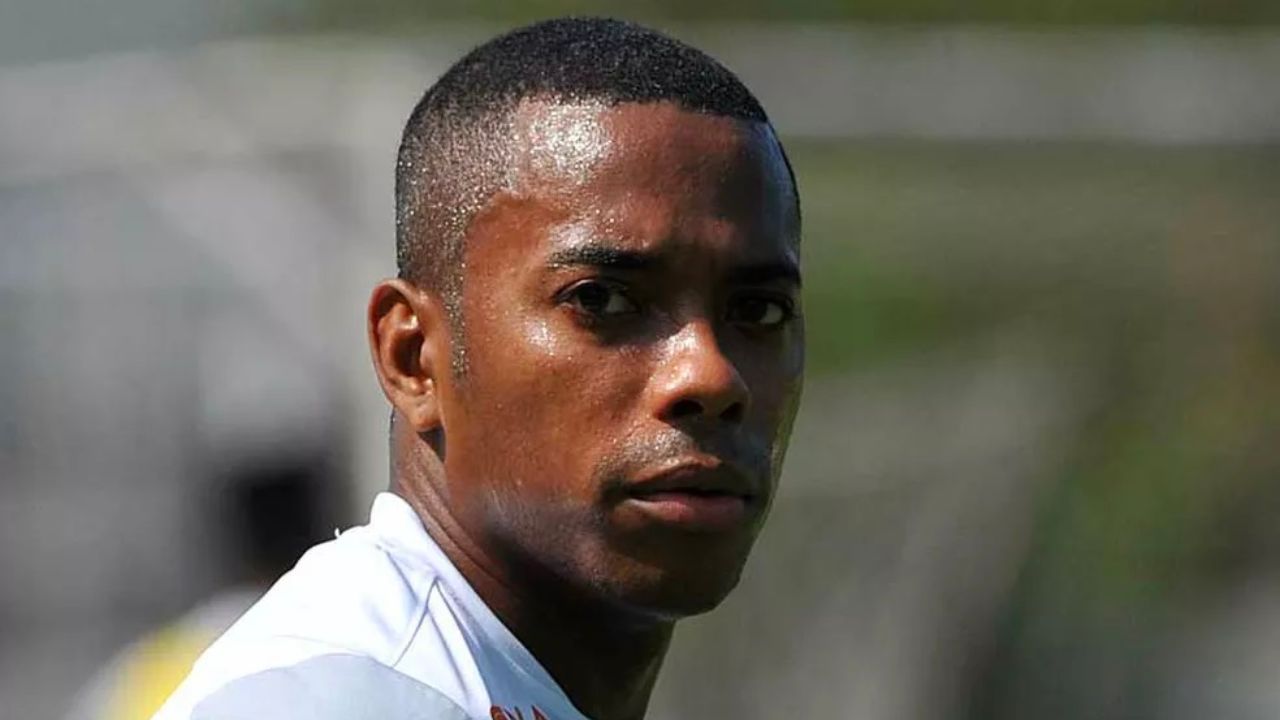 Robinho deve cumprir pena por estupro no Brasil, defende PGR