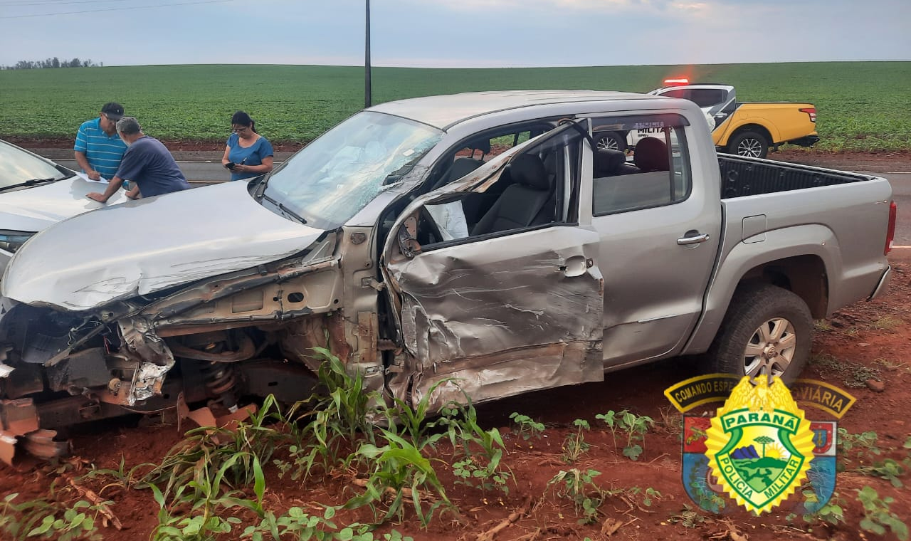 Homem fica ferido após colisão entre caminhonete e caminhão na PR-445 em Londrina