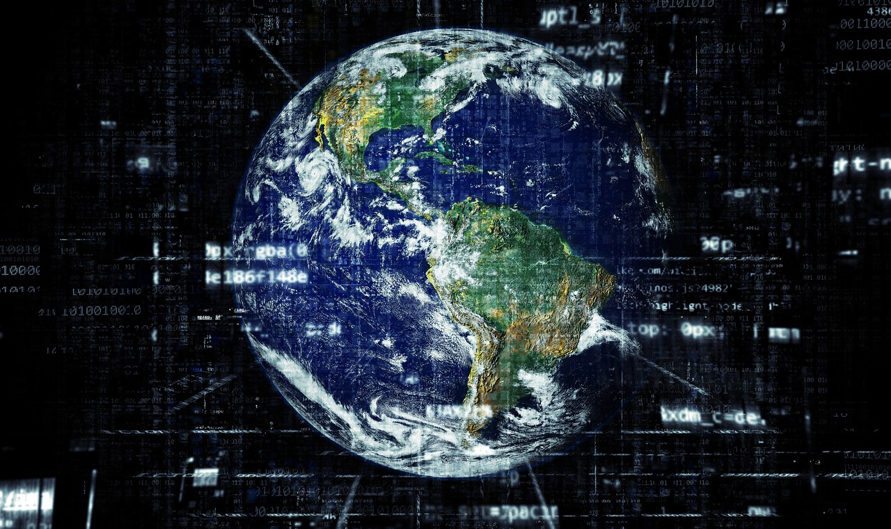 De cada 100 brasileiros, 87 usavam internet em 2022, aponta IBGE