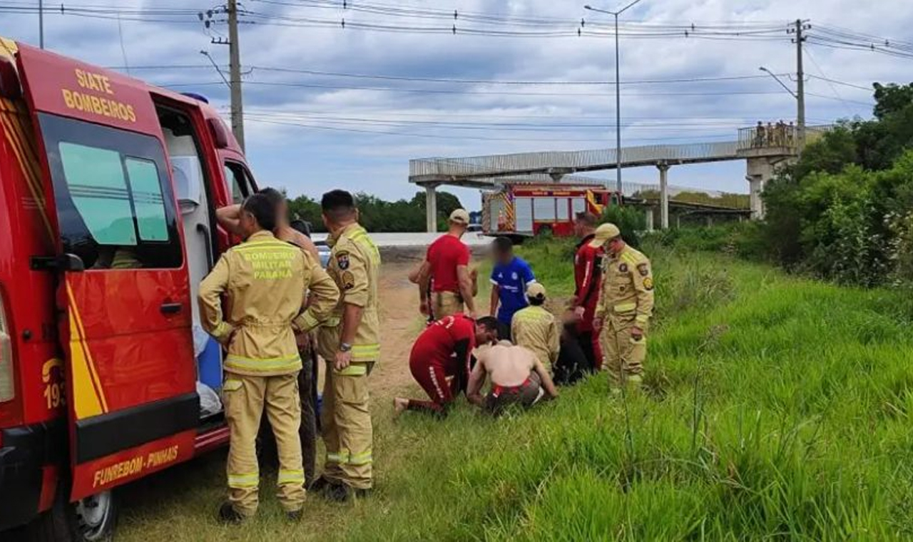 Adolescente morre afogado após pular de ponte no Paraná