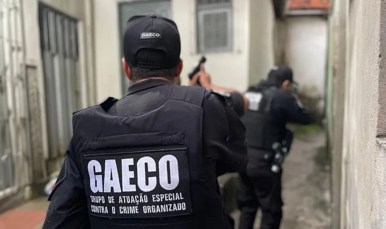 Gaeco cumpre 110 mandados em dez cidades de cinco estados em investigação sobre criminosos estabelecidos em Londrina