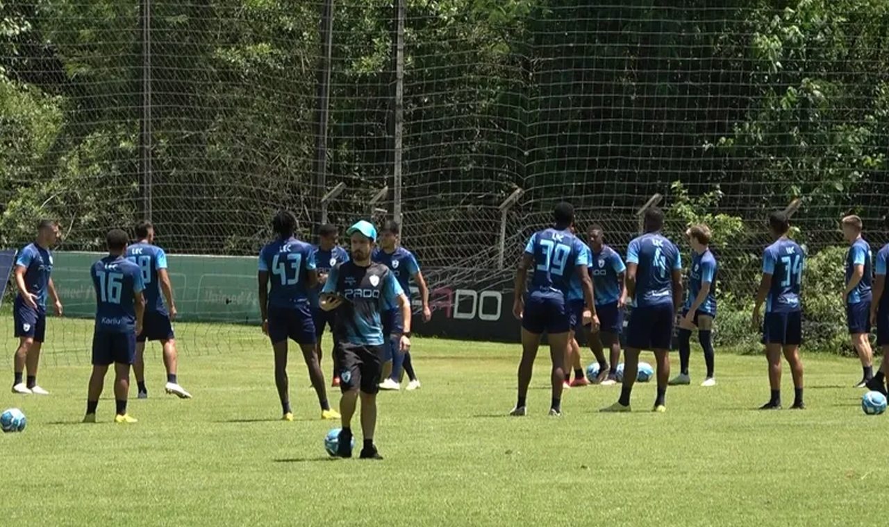 Perto de queda, jogadores do Londrina cobram salários atrasados