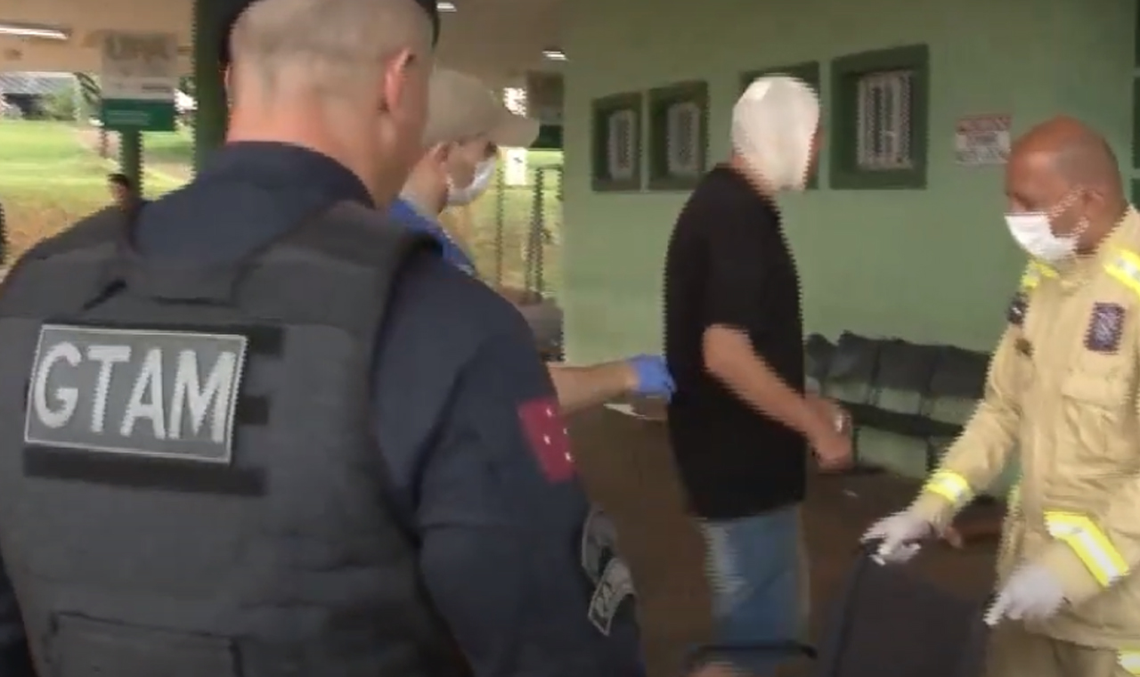 Ucraniano é encontrado espancado em frente a uma escola no Conjunto Farid Libos, em Londrina