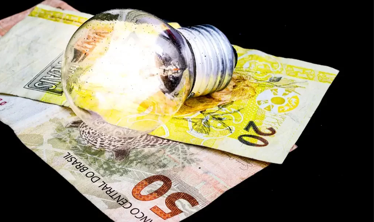 Conta de energia segue com bandeira verde em novembro