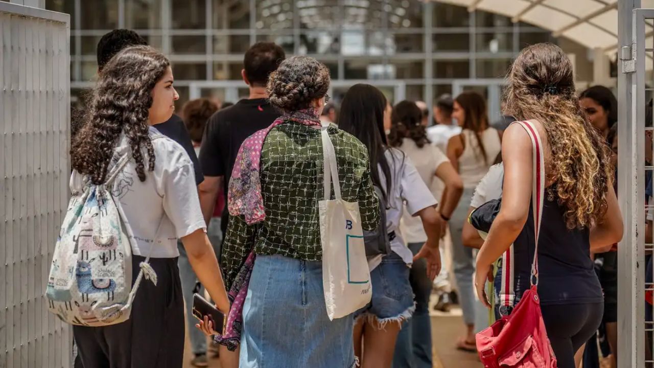 Gabarito do Enem já está disponível para consulta, afirma Inep