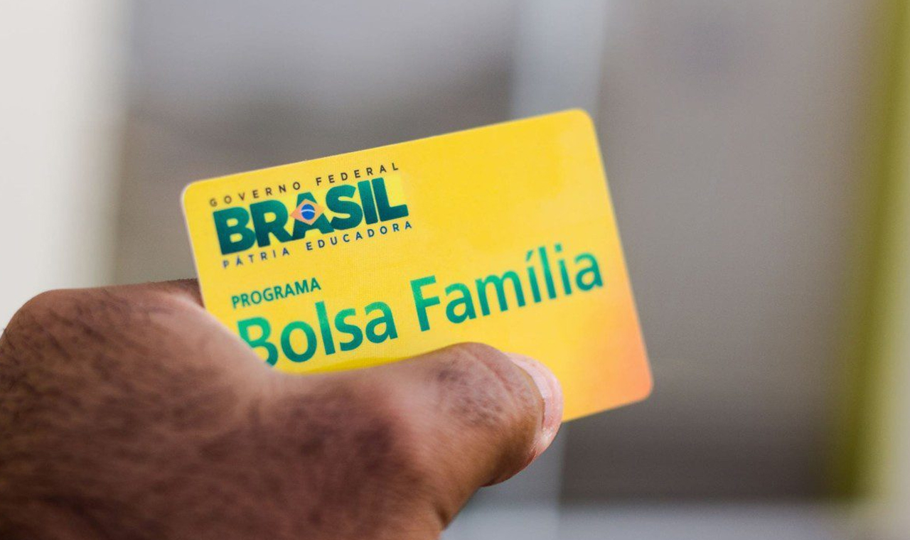 Caixa Econômica Federal começa a pagar parcela do Bolsa Família de novembro nesta sexta-feira