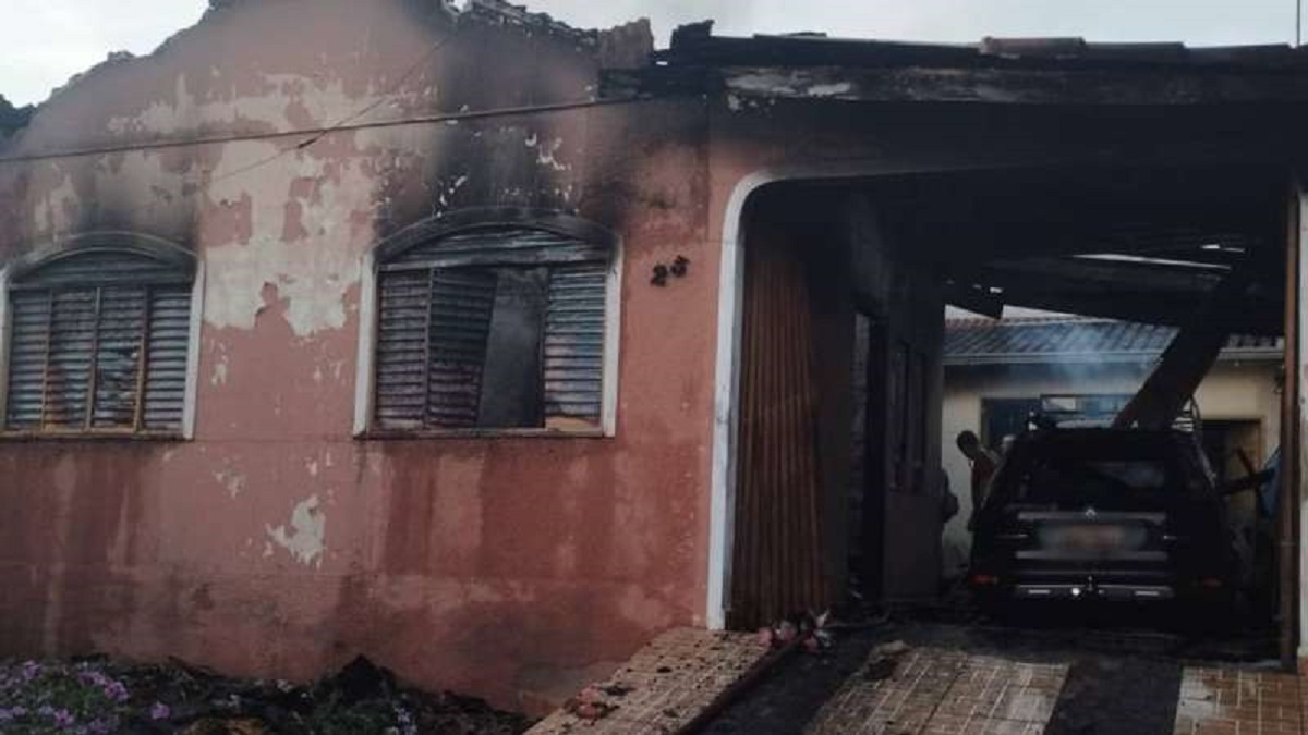 Pai e filha morrem em incêndio em Londrina