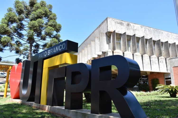 Mais de 7,6 mil candidatos farão provas da UTFPR neste domingo; Londrina também receberá a prova