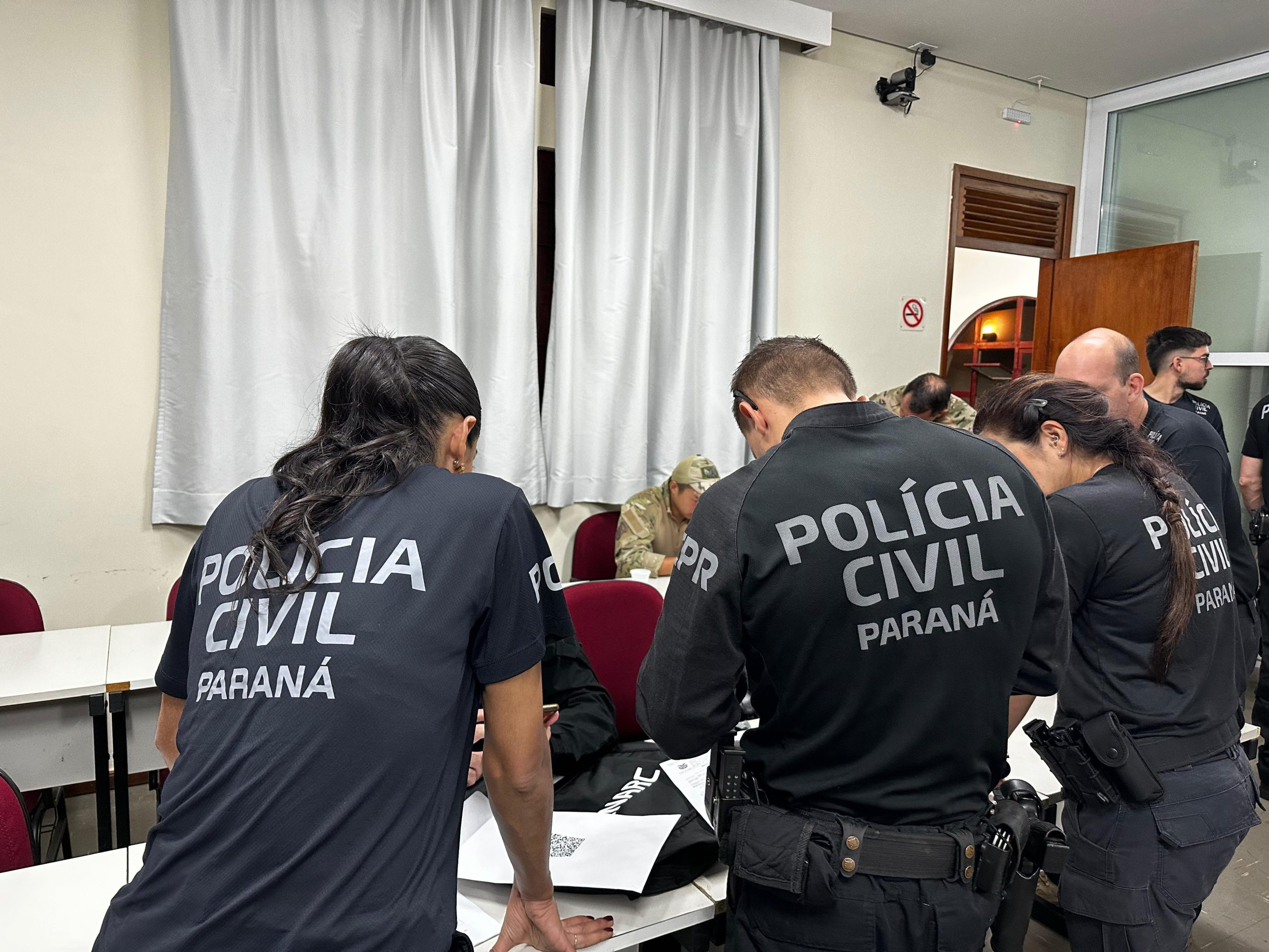Polícia Civil prende investigados por lavagem de dinheiro do tráfico em postos de combustíveis em Londrina e região