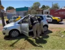 Homem é preso após jogar carro contra moto da namorada durante caso de violência doméstica em Londrina